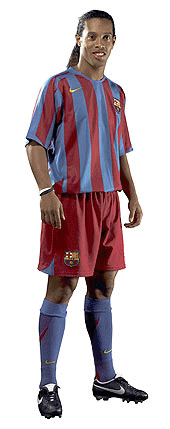 c'est RONALDINHO et PUYOL