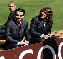 PUYOL..XAVI..LARSSON